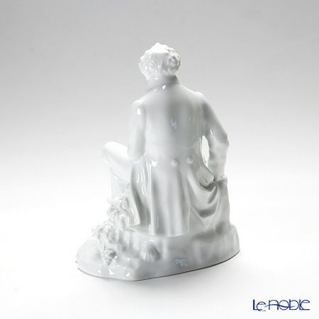 アウガルテン（AUGARTEN） フィギュリン（011210） シューベルト 21.5cm 1621