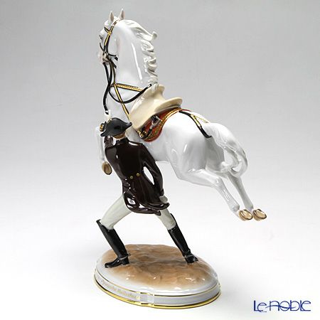 アウガルテン（AUGARTEN） フィギュリン（011210） スペイン乗馬学校 跳躍（カブリオレ） 30cm 1833