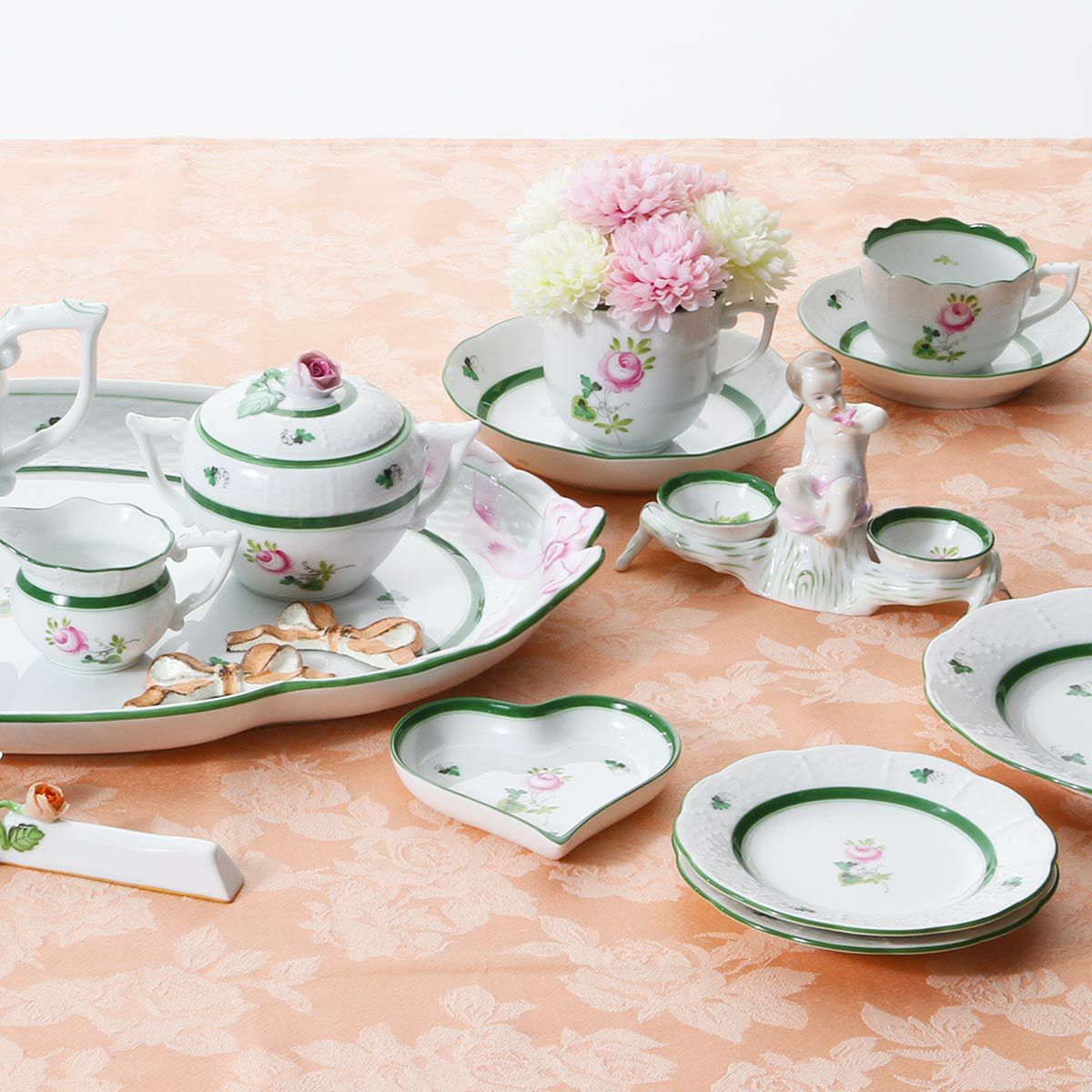 ヘレンド ウィーンのバラ 00258-0-01 エンジェルセラー 14cm