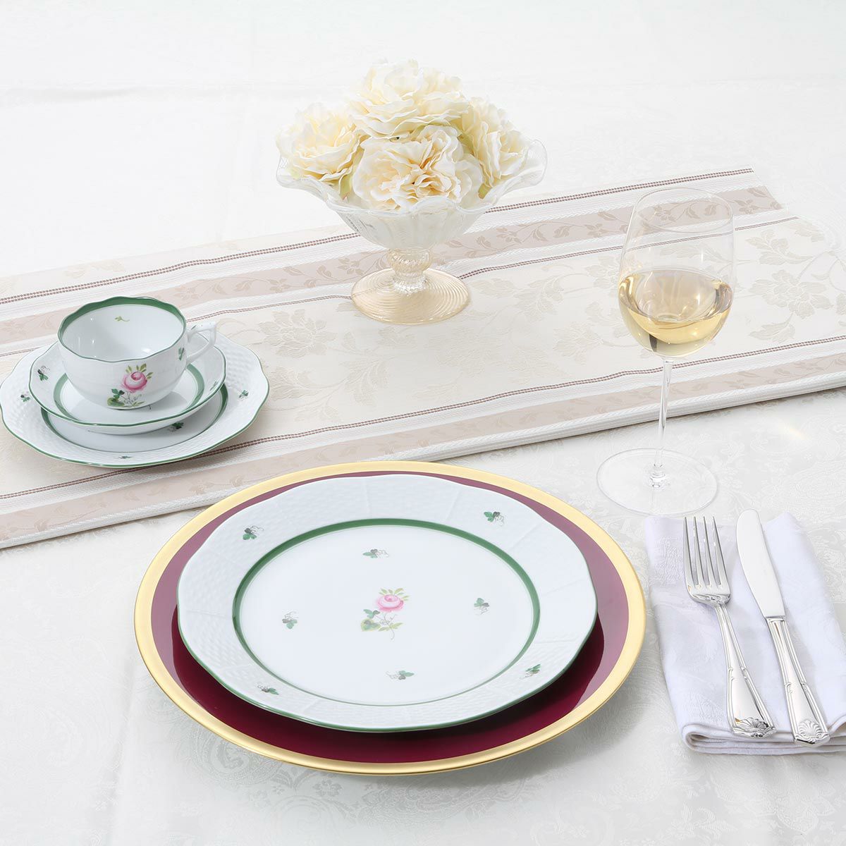 ヘレンド ウィーンのバラ 00524-0-00／524 プレート 25cm