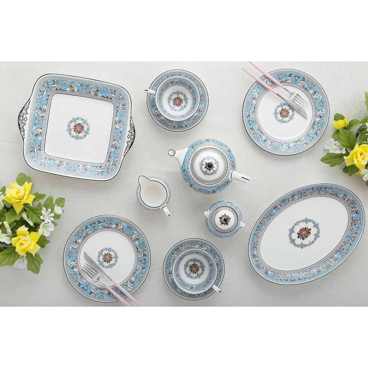 ウェッジウッド（Wedgwood） フロレンティーン ターコイズ ブレッド＆バタープレート 27cm