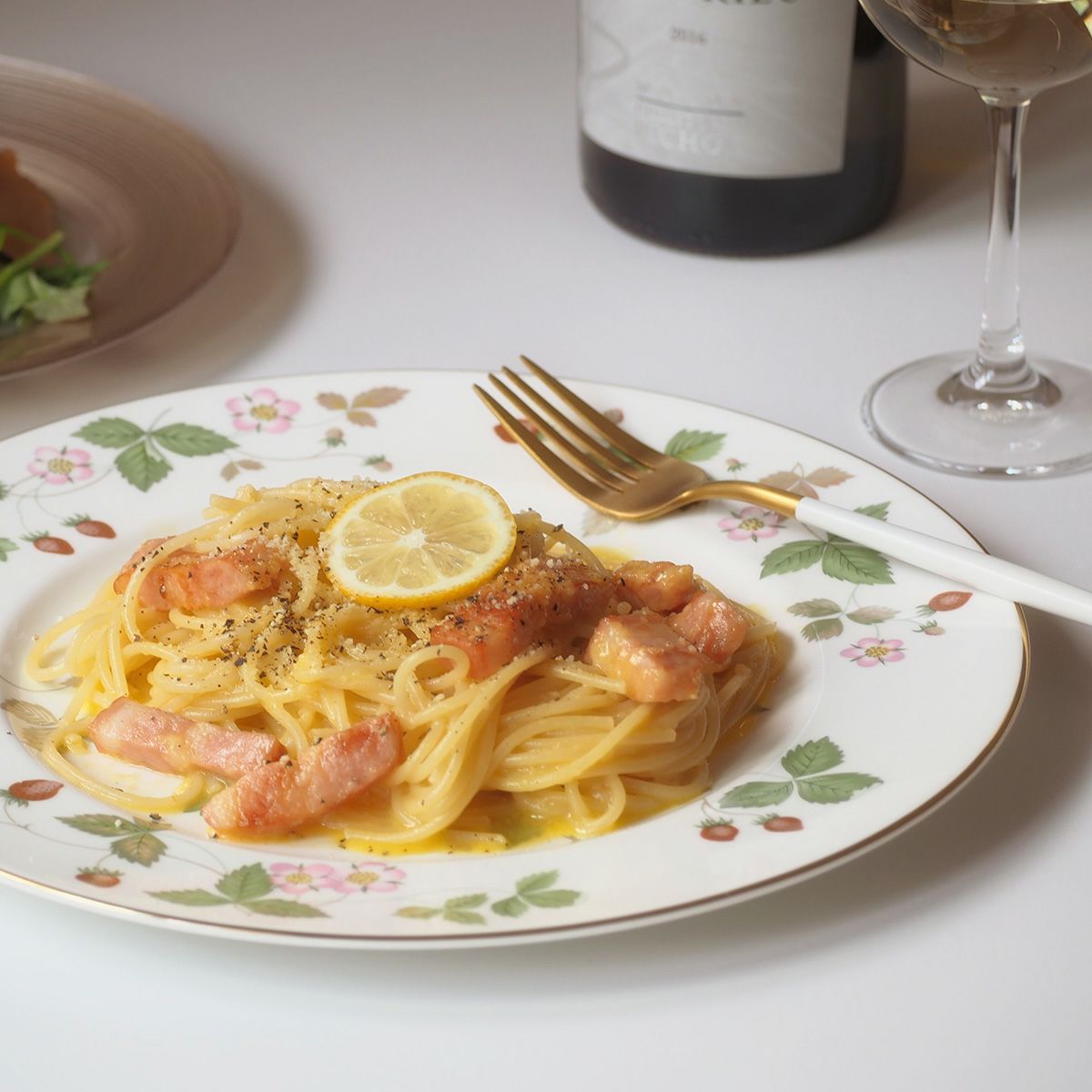 ウェッジウッド（Wedgwood） ワイルドストロベリー プレート 23cm