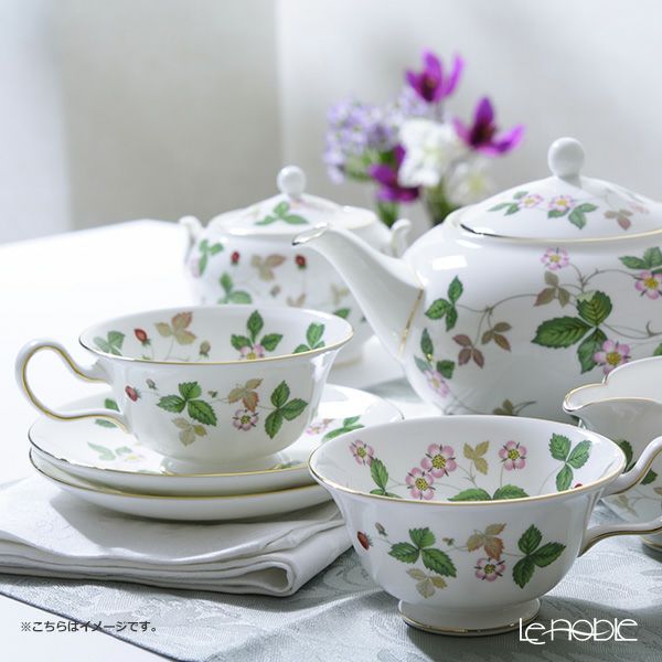 ウェッジウッド（Wedgwood） ワイルドストロベリー オクタゴナルディッシュ L 24cm