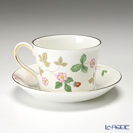 ウェッジウッド（Wedgwood） ワイルドストロベリー パステル ティーカップ＆ソーサー（デルフィ） ピンク