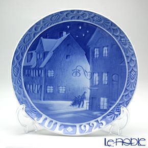 ロイヤルコペンハーゲン（Royal Copenhagen） イヤープレート 1925年／大正14年 「クリスチャンハウンから見た通りの風景」