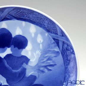 ロイヤルコペンハーゲン（Royal Copenhagen） イヤープレート 1931年／昭和6年 「母と子」