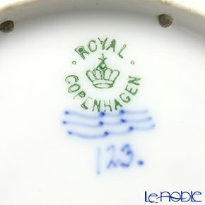 ロイヤルコペンハーゲン（Royal Copenhagen） イヤープレート 1949年／昭和24年 「コペンハーゲンの聖母マリアの大聖堂」