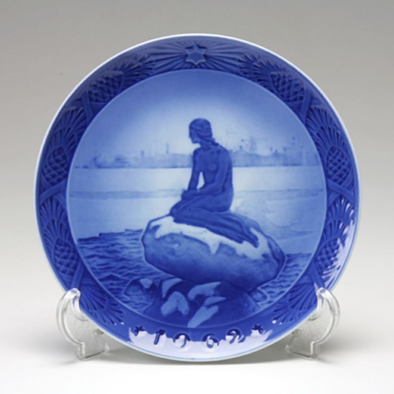ロイヤルコペンハーゲン（Royal Copenhagen） イヤープレート 1962年／昭和37年 「冬の小さな人魚」