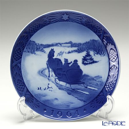 ロイヤルコペンハーゲン（Royal Copenhagen） イヤープレート 1964年／昭和39年 「クリスマスツリーをとってくる」