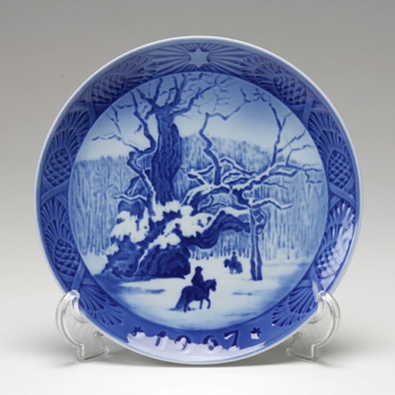 ロイヤルコペンハーゲン（Royal Copenhagen） イヤープレート 1967年／昭和42年 「ロイヤルオーク」