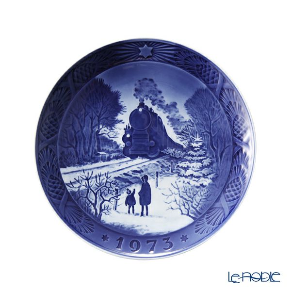 ロイヤルコペンハーゲン（Royal Copenhagen） イヤープレート 1973年／昭和48年 「クリスマスの帰省」