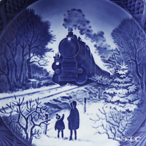 ロイヤルコペンハーゲン（Royal Copenhagen） イヤープレート 1973年／昭和48年 「クリスマスの帰省」