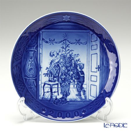 ロイヤルコペンハーゲン（Royal Copenhagen） イヤープレート 2000年／平成12年 「Trimming the Tree」