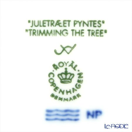ロイヤルコペンハーゲン（Royal Copenhagen） イヤープレート 2000年／平成12年 「Trimming the Tree」