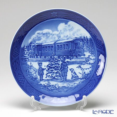ロイヤルコペンハーゲン（Royal Copenhagen） イヤープレート 2004年／平成16年 「Awaiting the Christmas Train」