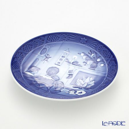 ロイヤルコペンハーゲン（Royal Copenhagen） イヤープレート 2015年／平成27年 「CHRISTMAS DAYS」