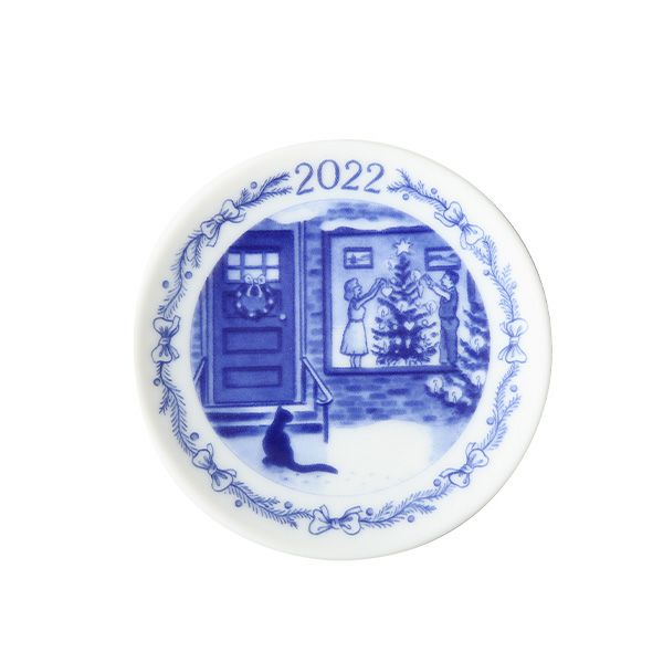 ロイヤルコペンハーゲン（Royal Copenhagen） ミニプラケット／ミニイヤープレート 2022年／令和4年 「DECORATING THE CHRISTMAS TREE」8cm 1422702／1062275