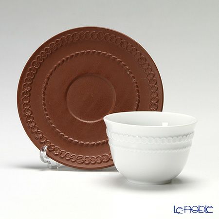 マイセン（Meissen） 歴代レリーフ 55958／85670 白磁カップ＆ベットガーセッ器ソーサー 1988年発表 組紐模様