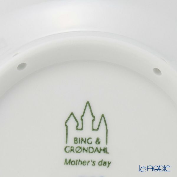 ビングオーグレンダール（Bing＆Grondahl） マザーズデイプレート 2024年／令和6年 15cm ビーバーの親子 1902724／1070760
