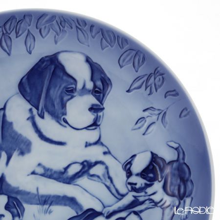 ビングオーグレンダール（Bing＆Grondahl） マザーズデイプレート 35周年記念 SKT.Bernhard Dog With Puppies