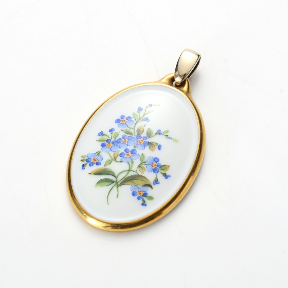 アウガルテン（AUGARTEN） 忘れな草（6690） ペンダント（金縁）（753）