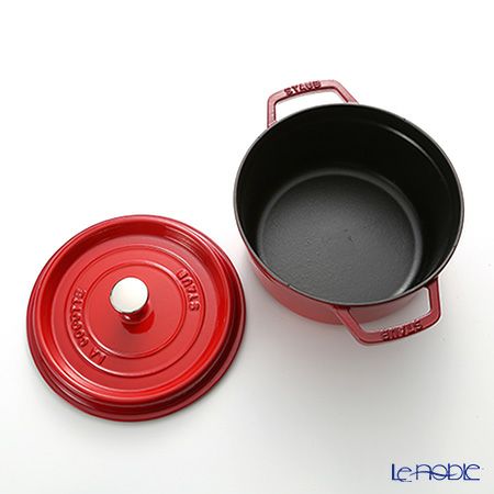 ストウブ（staub） ピコ・ココット ラウンド 22cm／2.6L チェリーレッド