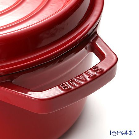 ストウブ（staub） ピコ・ココット ラウンド 22cm／2.6L チェリーレッド