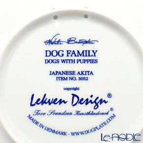 ドッグファミリー T／3052 秋田犬