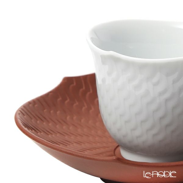 マイセン（Meissen） 波の戯れホワイト 湯のみ（セッ器ソーサー付き）