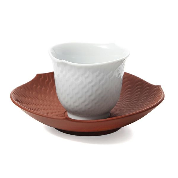 マイセン（Meissen） 波の戯れホワイト 湯のみ（セッ器ソーサー付き）
