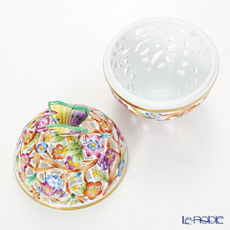 ヘレンド C2 06214-0-17 透かしボンボン（チョウ） 11cm