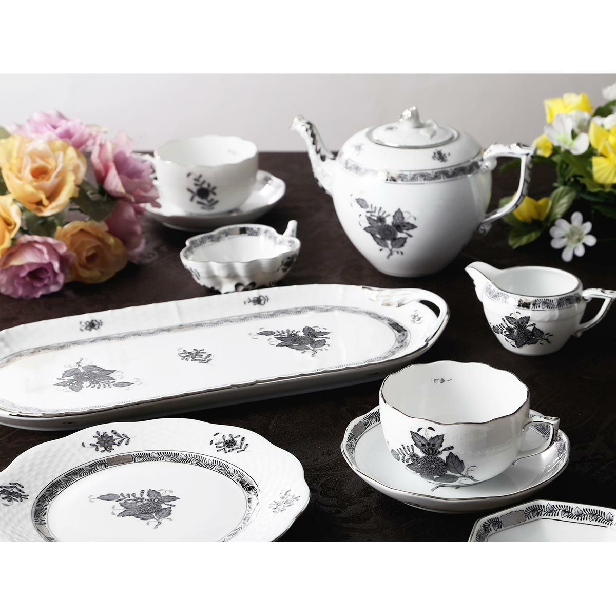 ヘレンド アポニーブラックプラチナ ANG-PT 00724-0-00 ティーカップ＆ソーサー 200ml