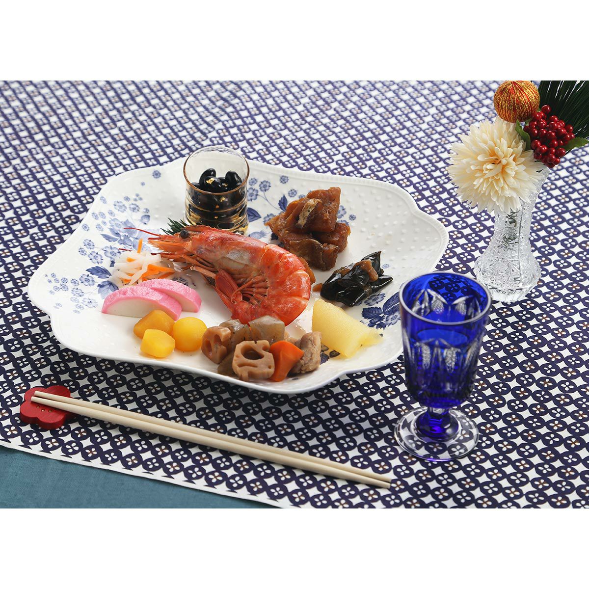 ウェッジウッド（Wedgwood） ストロベリーブルームインディゴ スクエアプレート 27cm