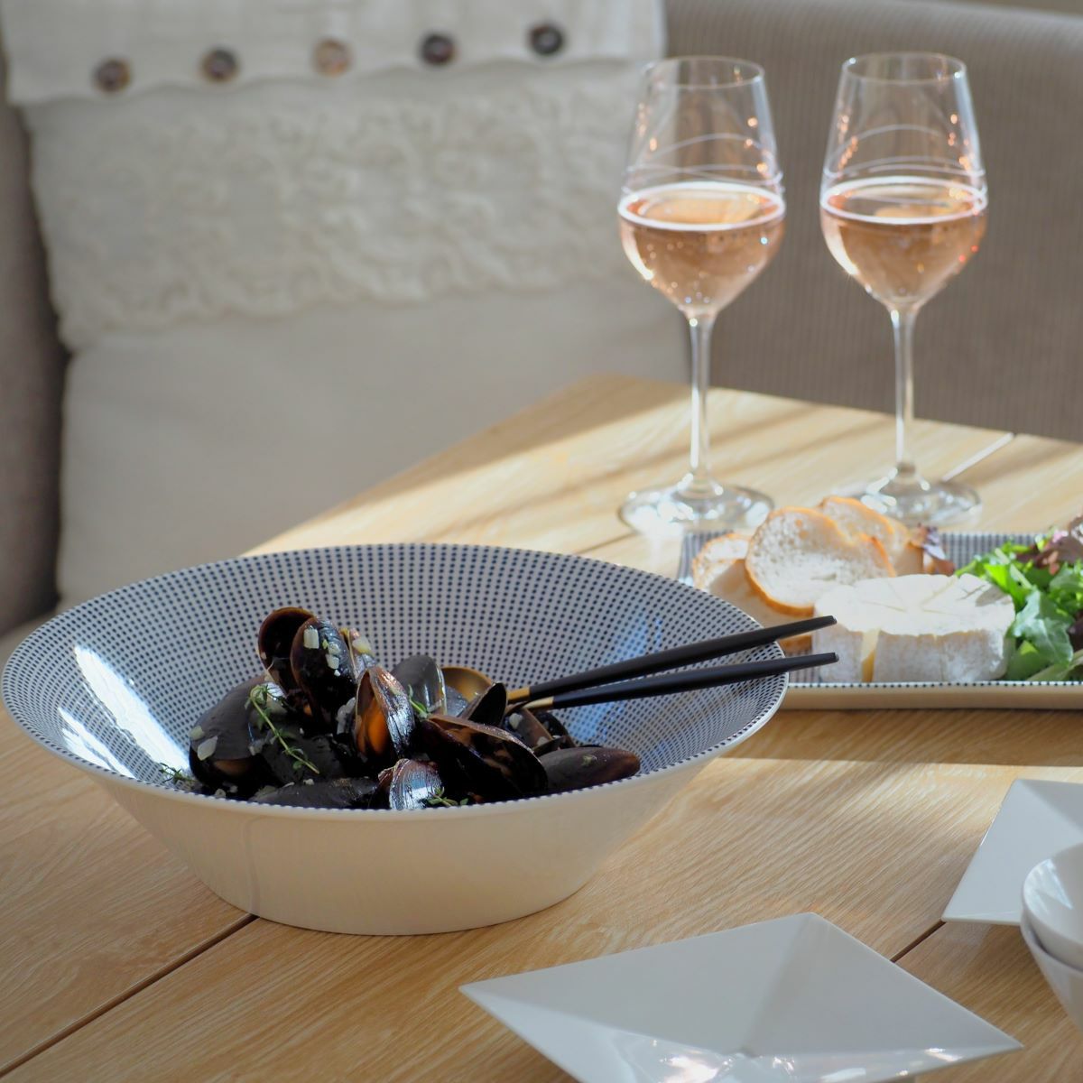 ロイヤル・ドルトン パシフィック ドット サービングボウル 29cm