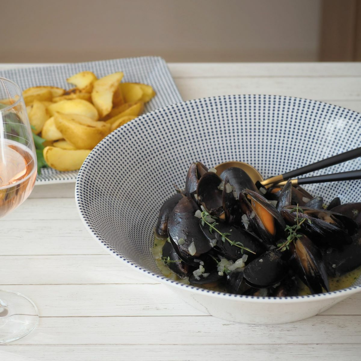 ロイヤル・ドルトン パシフィック ドット サービングボウル 29cm