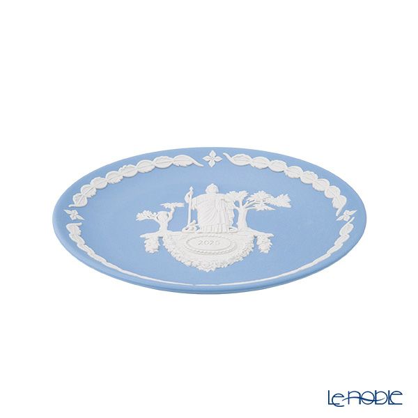 ウェッジウッド（Wedgwood）ジャスパー ペールブルー イヤープレート 17cm アテナ 2025年／令和7年【プレートスタンド、プレートハンガー付き】