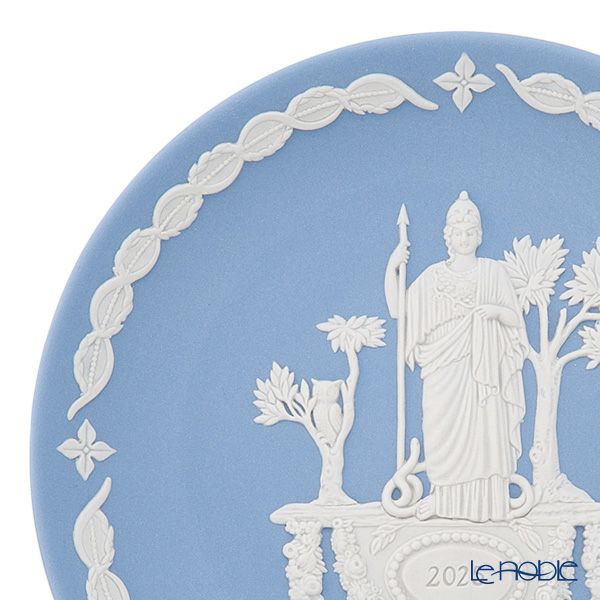 ウェッジウッド（Wedgwood）ジャスパー ペールブルー イヤープレート 17cm アテナ 2025年／令和7年【プレートスタンド、プレートハンガー付き】