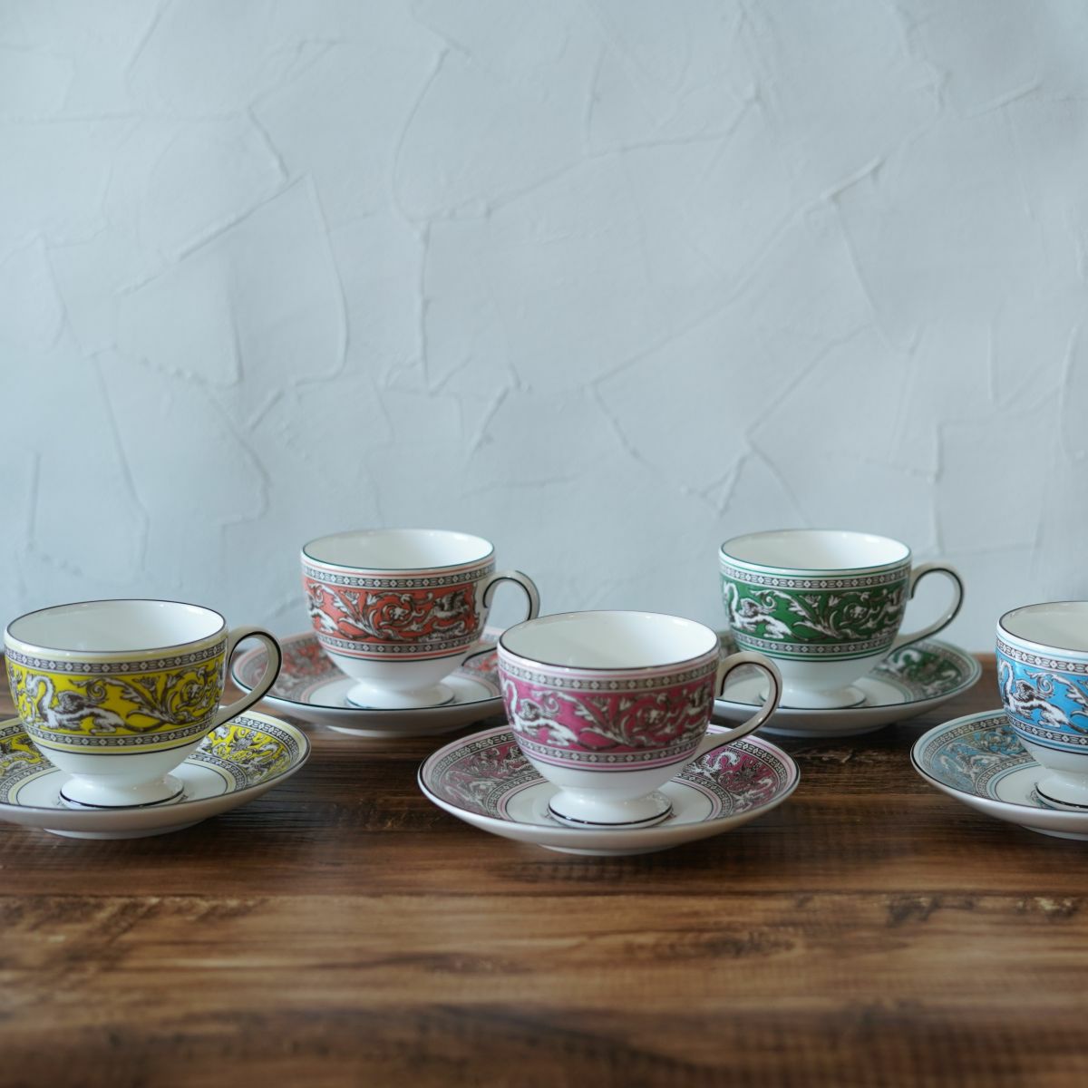 ウェッジウッド（Wedgwood） フロレンティーン サーモン ティーカップ＆ソーサー（リー）200ml