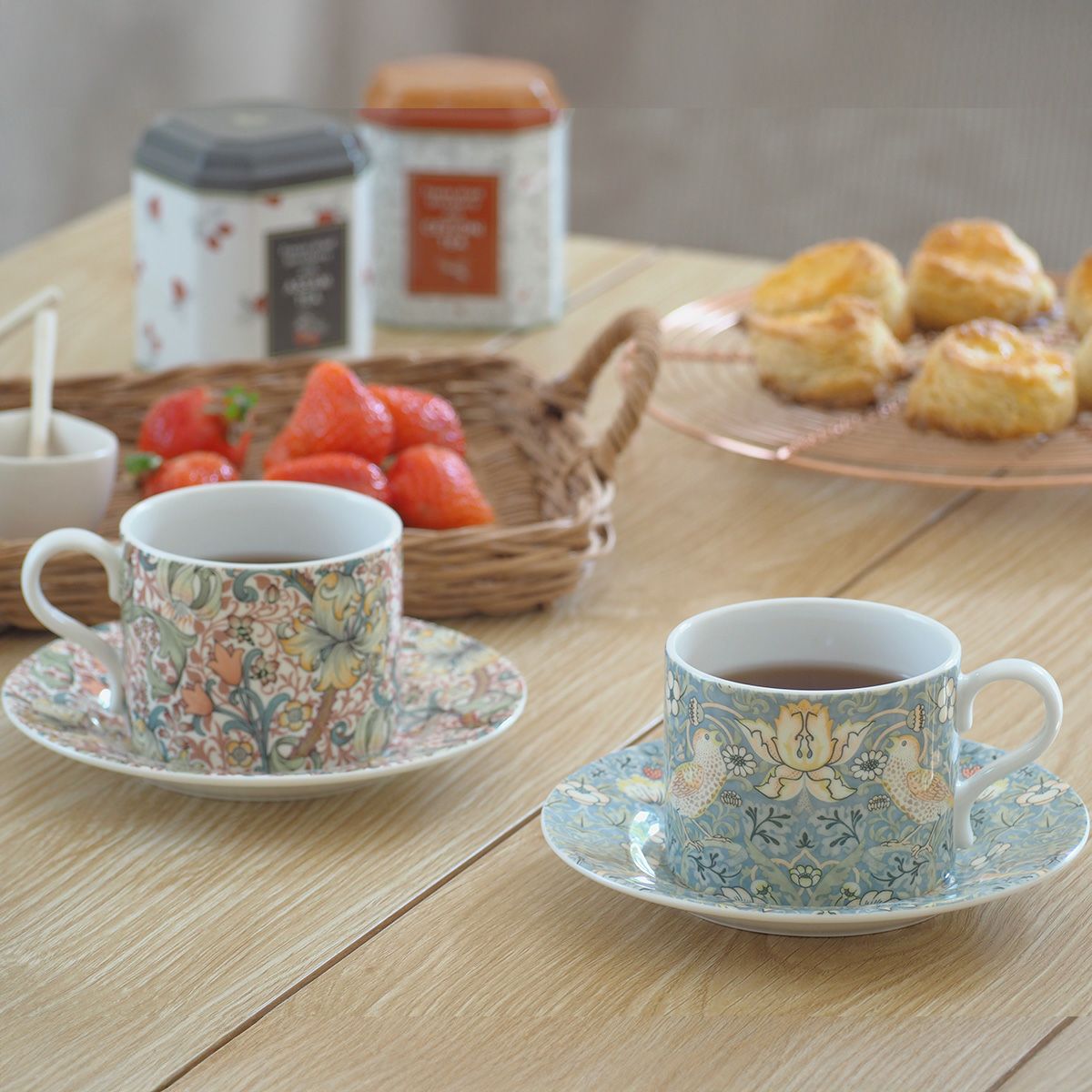 スポード ウィリアムモリス パステル いちご泥棒 ティーカップ＆ソーサー 280ml