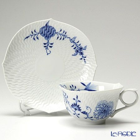 マイセン（Meissen） ブルーオニオン スタイル（ウェーブ） 801001／29633 ティーカップ＆ソーサー 170ml