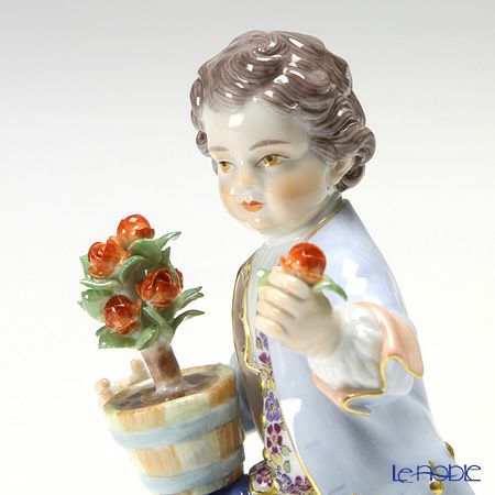 マイセン（Meissen） マイセン人形 90c300／60360 花を持つ少年