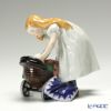 マイセン（Meissen） ヘンチェルの子供シリーズ 900300／73370 少女と乳母車
