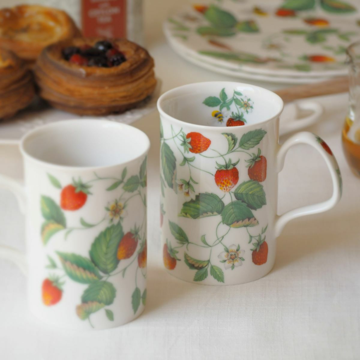 ロイカーカム アルパインストロベリー こし器付ビーカー 320ml