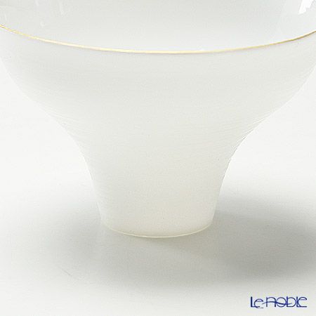 有田焼（やま平窯元 やまへい） エッグシェル ぐい呑み 曲水