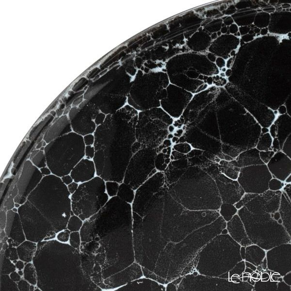 有田焼 やま平窯元 やまへい 泡 frame 黒釉志野泡 くろゆうしのあわ ラウンドプレート 16cm