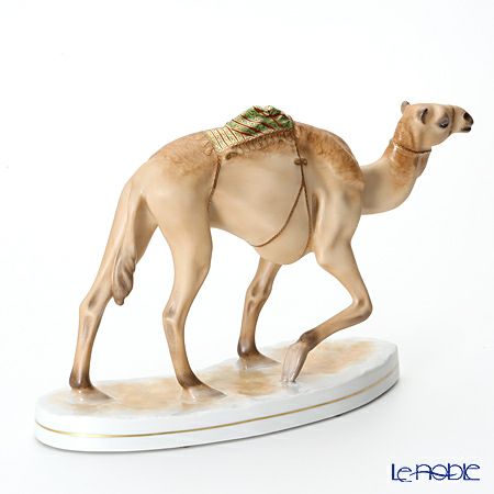 AMIRA 陶磁器製フィギュリン ラクダ 砂漠の舟 【ル・ノーブルオリジナル企画作品】