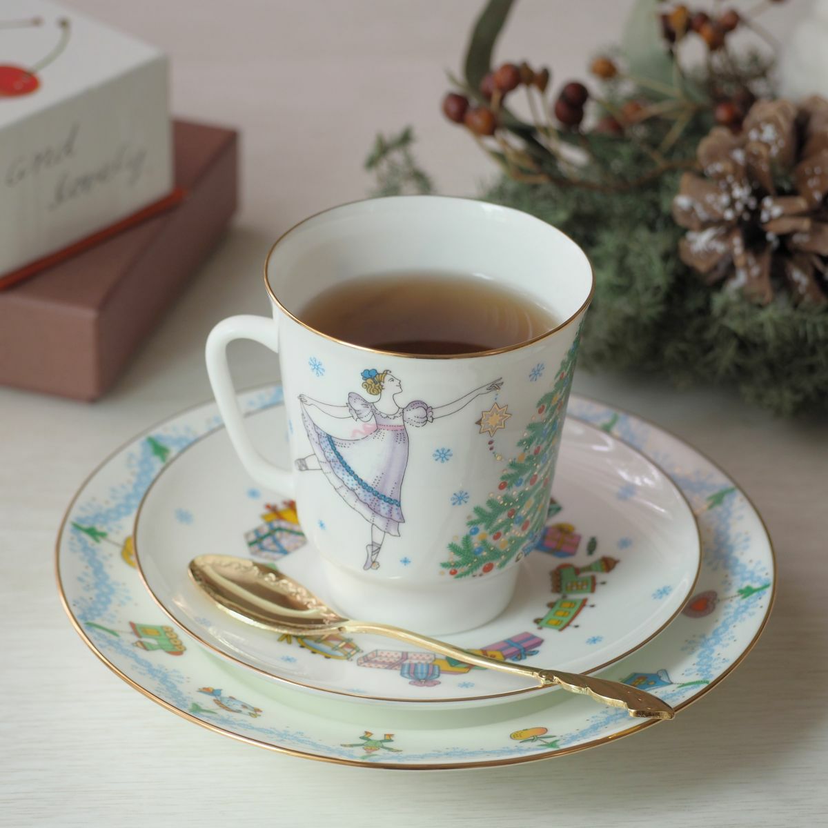 ロシア食器 インペリアル・ポーセリン バレエコレクション 3ピースセット くるみ割り人形