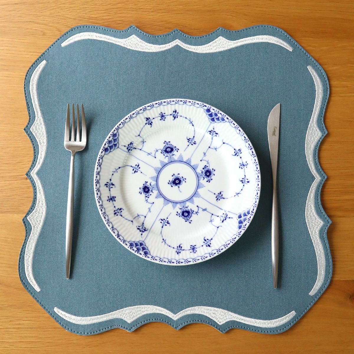 トルコ雑貨 アルテペレ スクエア プレースマット／ランチョンマット デニム調 ブルー 38×38cm PVC加工合皮製 撥水加工