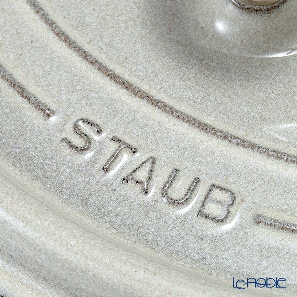 ストウブ（staub） ピコ・ココット オーバル 23cm／2.35L カンパーニュ