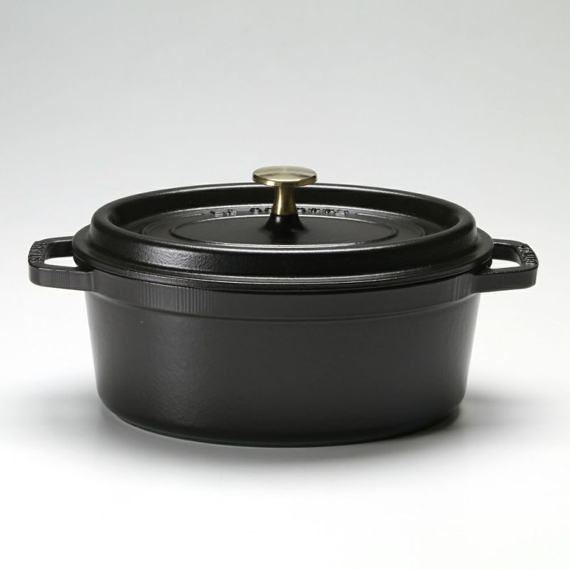 ストウブ（staub） ピコ・ココット オーバル 23cm／2.35L ブラック